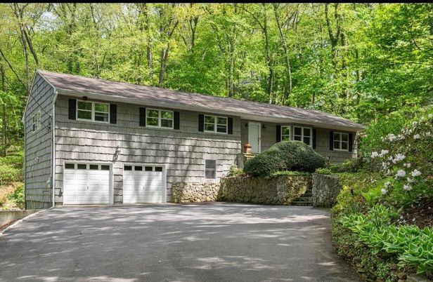 Attached, Exterior, Facade, Raised Ranch