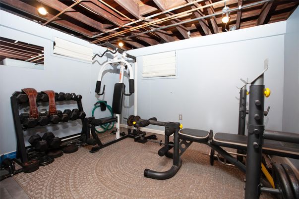 Fitness Equipment, Interior, Wooden Beams