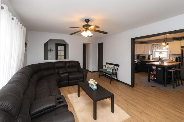 Interior, Kitchen, Living room, Pendant Lights, Wood Texture Flooring