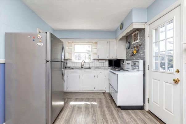 Interior, Kitchen, Wood Texture Flooring