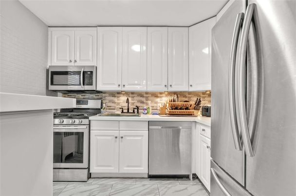 Interior, Kitchen, Marble, Stainless Steel Appliances