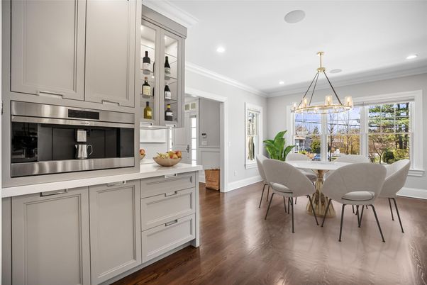 Chandelier, Dining room, Interior, Kitchen, Pendant Lights, Recessed Lighting, Stainless Steel Appliances, Wood Texture Flooring