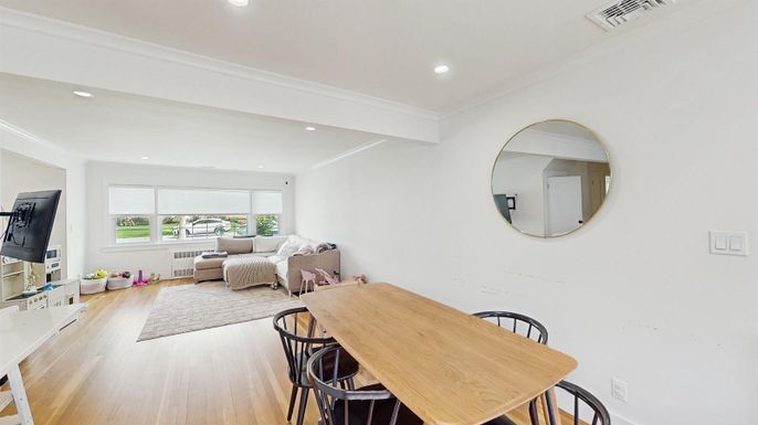 Dining room, Interior, Living room, Recessed Lighting, Wood Texture Flooring
