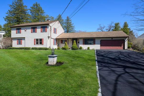 Attached, Backyard, Exterior, Facade, Cape Cod