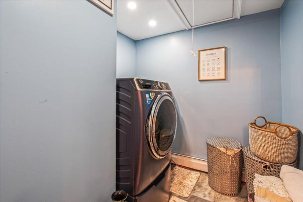 Interior, Recessed Lighting, Washer