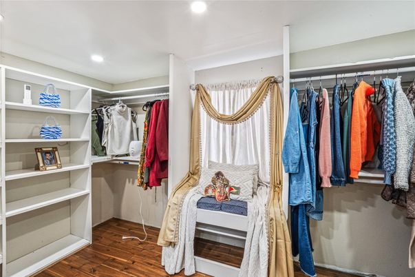 Interior, Recessed Lighting, Walk-in Closets, Wood Texture Flooring