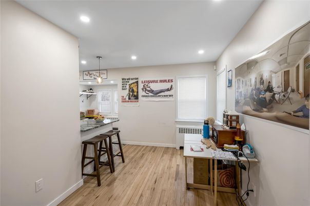 Interior, Pendant Lights, Recessed Lighting, Wood Texture Flooring