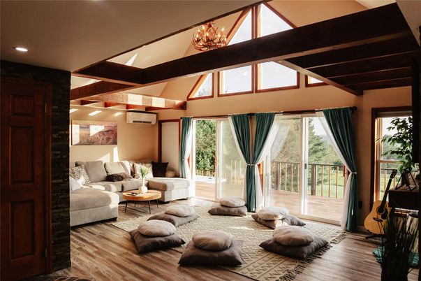 Chandelier, Interior, Living room, Recessed Lighting, Wooden Beams, Wood Texture Flooring