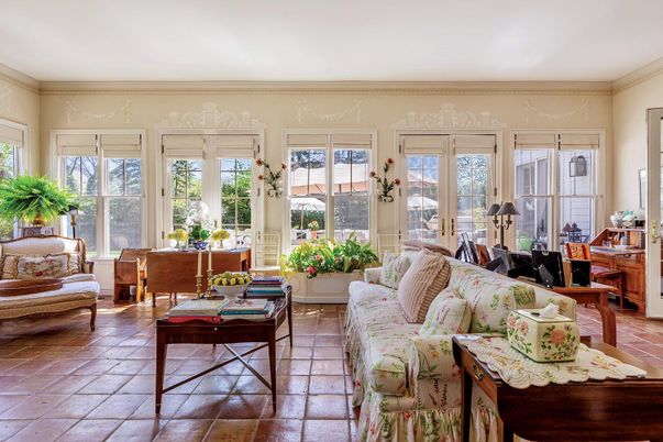 Interior, Living room