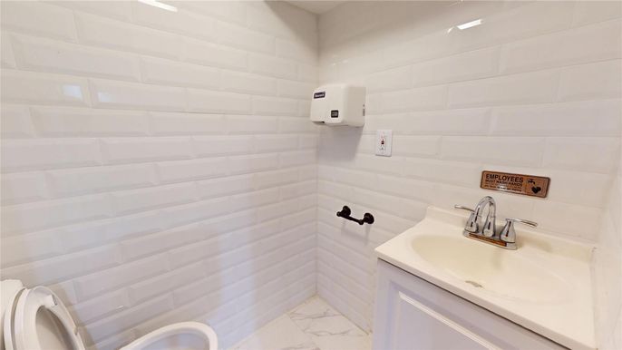 Bathroom, Interior, Marble
