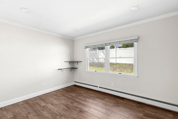 Empty room, Interior, Recessed Lighting, Wood Texture Flooring