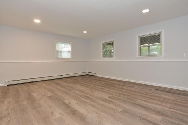 Empty room, Interior, Recessed Lighting, Wood Texture Flooring