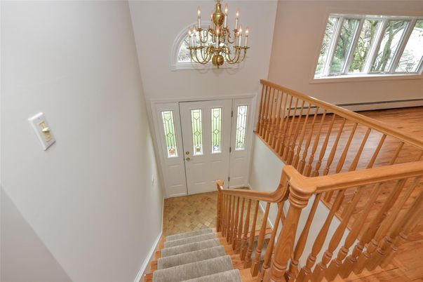 Chandelier, Interior