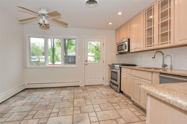 Interior, Kitchen, Recessed Lighting
