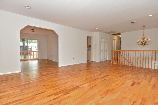 Chandelier, Empty room, Interior, Recessed Lighting, Wood Texture Flooring
