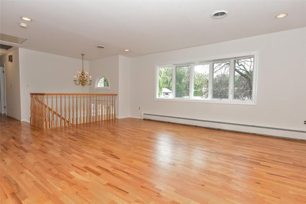 Chandelier, Empty room, Interior, Recessed Lighting, Wood Texture Flooring