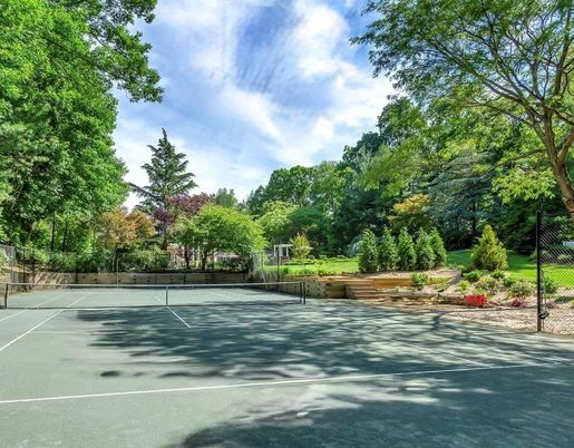 Exterior, Tennis Courts
