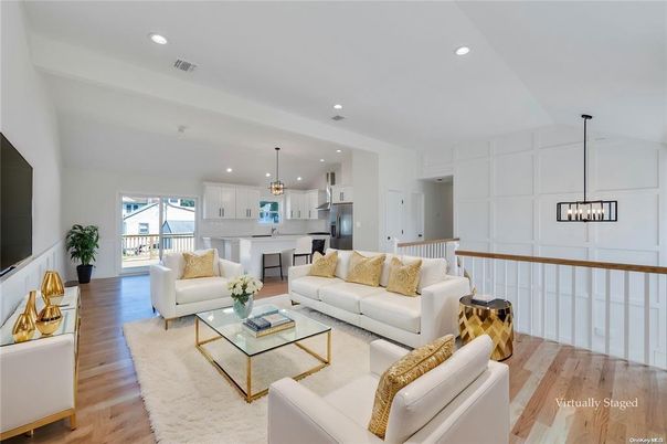 Interior, Kitchen, Living room, Pendant Lights, Recessed Lighting, Stainless Steel Appliances, Wood Texture Flooring
