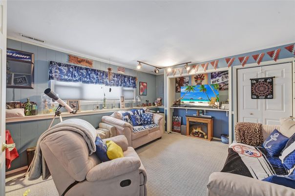 Fireplace, Interior, Living room