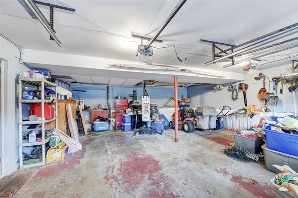 Garage, Interior