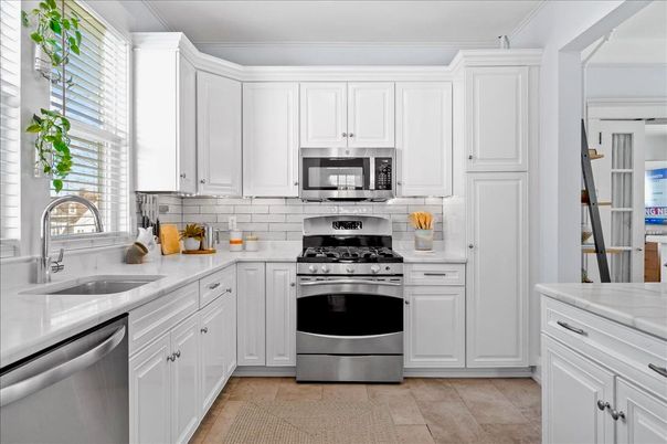 Interior, Kitchen, Stainless Steel Appliances
