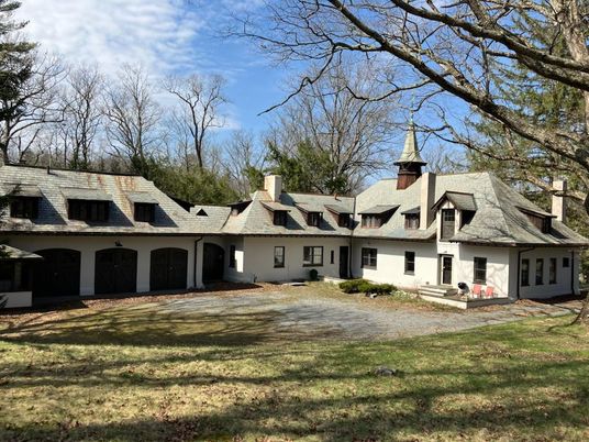 Backyard, Exterior, Facade, French Provincial