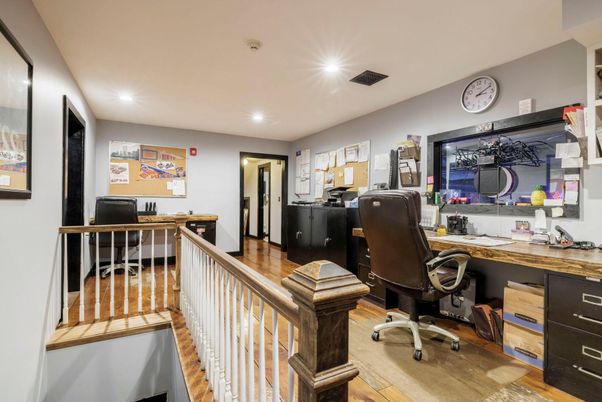 Home Office, Interior, Recessed Lighting, Wood Texture Flooring
