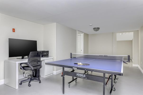 Game Room, Home Office, Interior