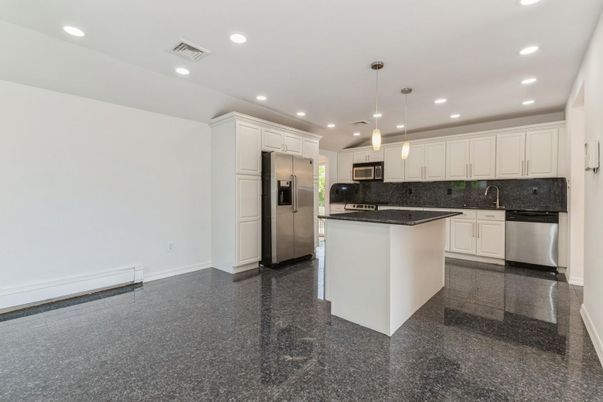 Interior, Kitchen, Pendant Lights, Recessed Lighting, Stainless Steel Appliances