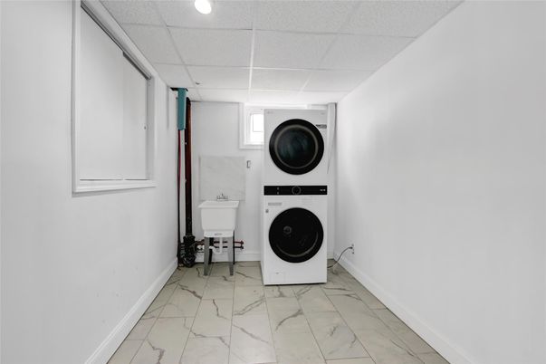 Interior, Marble, Recessed Lighting, Utility Closets, Washer