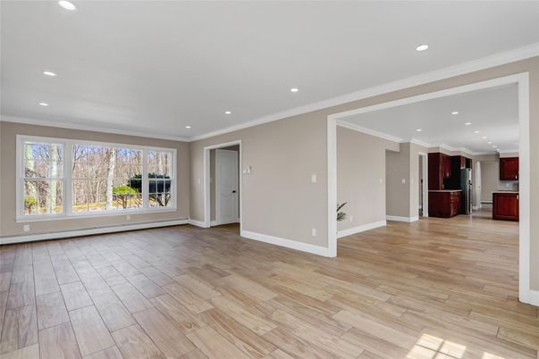 Empty room, Interior, Recessed Lighting, Wood Texture Flooring