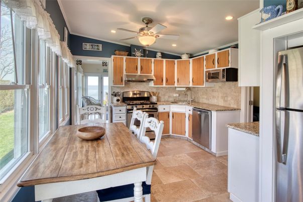 Dining room, Interior, Kitchen, Recessed Lighting, Stainless Steel Appliances