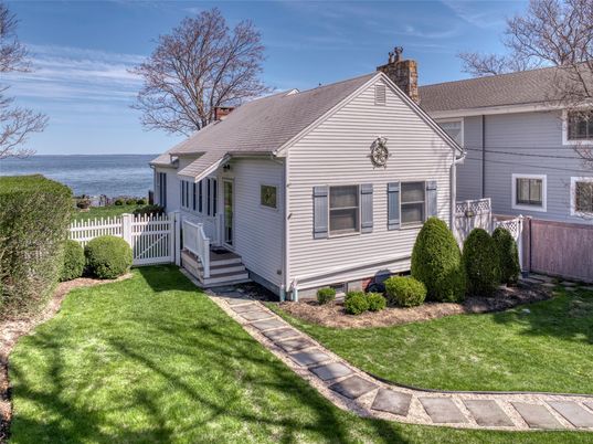 Backyard, Exterior, Water