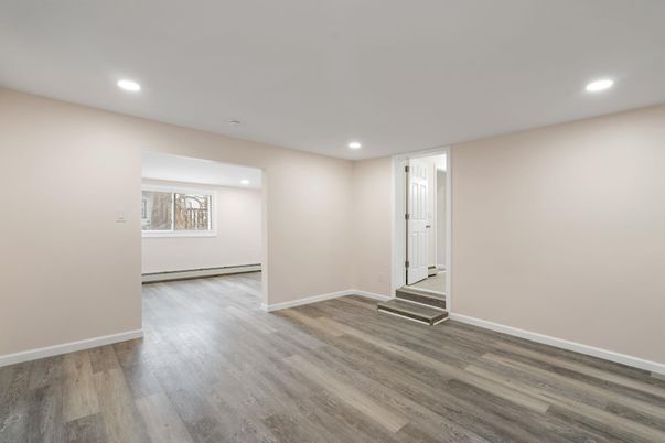 Empty room, Interior, Recessed Lighting, Wood Texture Flooring