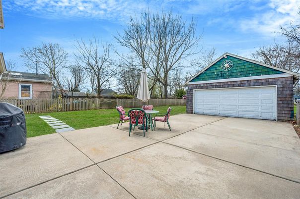 Backyard, Detached Garage, Exterior