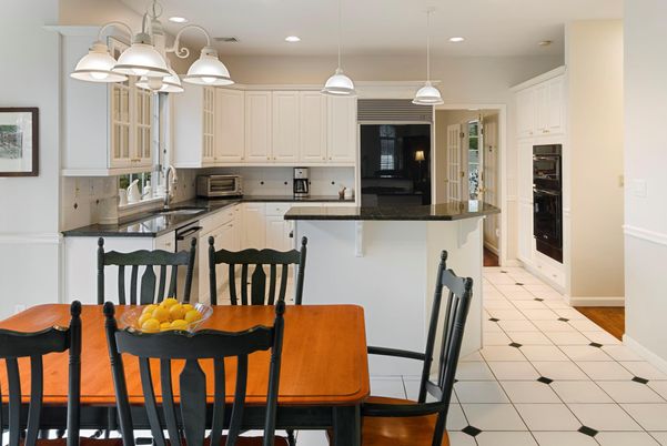 Dining room, Interior, Kitchen, Pendant Lights, Recessed Lighting