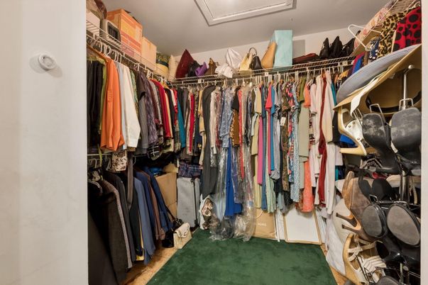 Interior, Walk-in Closets
