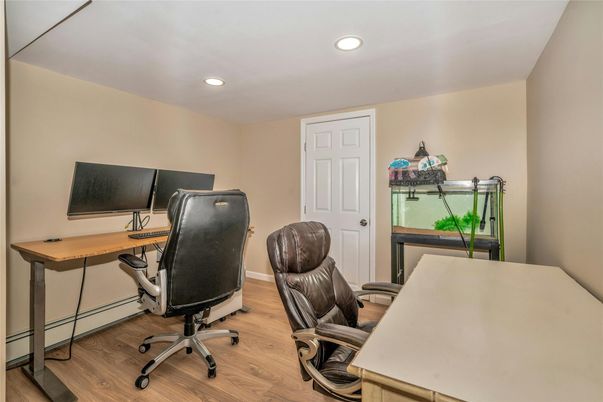 Home Office, Interior, Recessed Lighting, Wood Texture Flooring