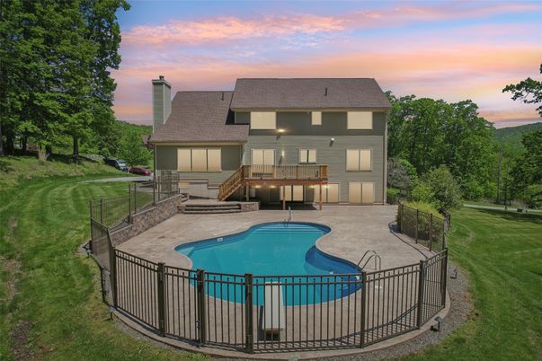 Backyard, Exterior, Pool