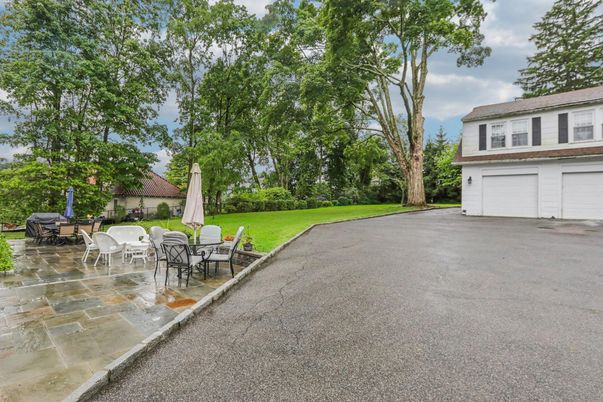 Backyard, Detached Garage, Exterior
