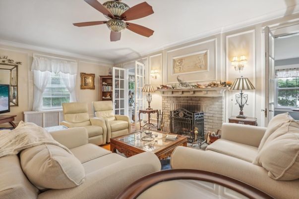Fireplace, Interior, Living room