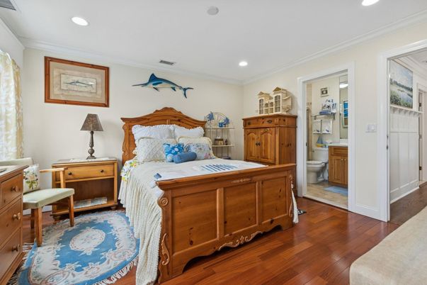 Bathroom, Bedroom, Interior, Recessed Lighting, Wood Texture Flooring