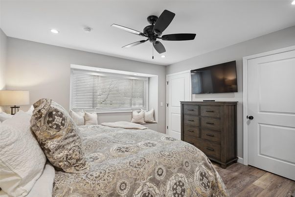 Bedroom, Interior, Recessed Lighting, Wood Texture Flooring