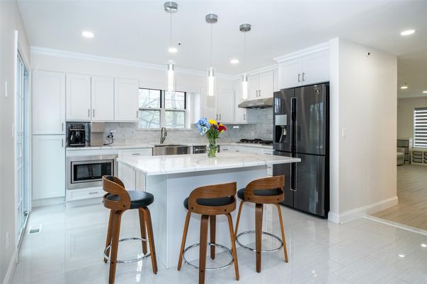 Interior, Kitchen, Pendant Lights, Recessed Lighting, Stainless Steel Appliances