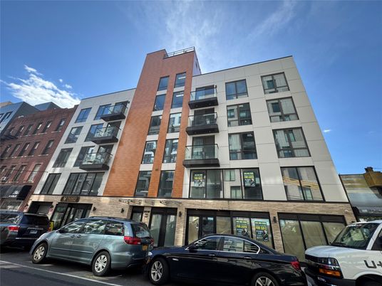 Exterior, Facade, Condo Building