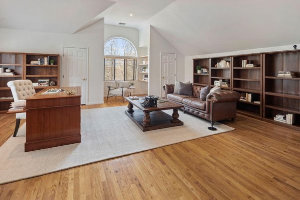 Home Office, Interior, Living room, Recessed Lighting, Wood Texture Flooring