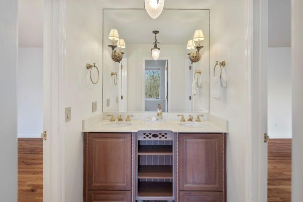 Bathroom, Dual Sink Vanities, Interior, Wood Texture Flooring