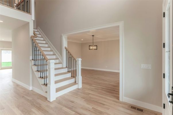 Interior, Pendant Lights, Recessed Lighting, Wood Texture Flooring