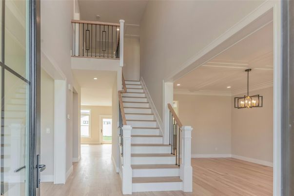 Interior, Pendant Lights, Recessed Lighting, Wood Texture Flooring
