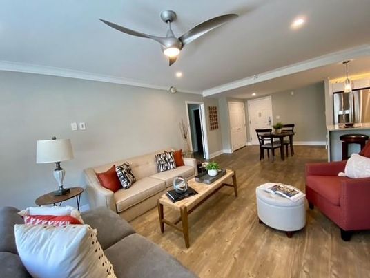 Chandelier, Dining room, Interior, Living room, Recessed Lighting, Wood Texture Flooring